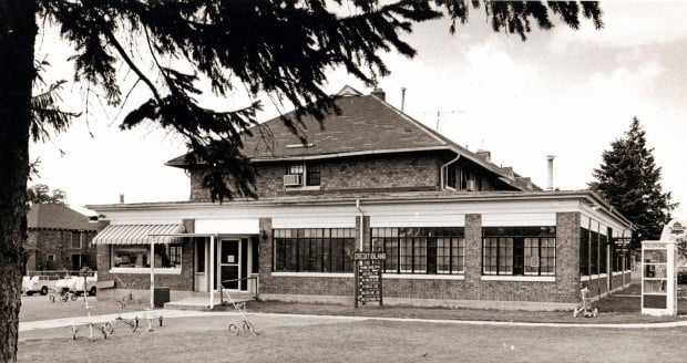 Credit Island Clubhouse